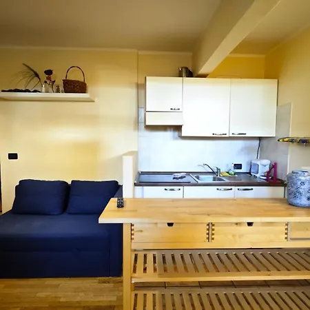 Hostdomus - Ermellino 2 Apartment *